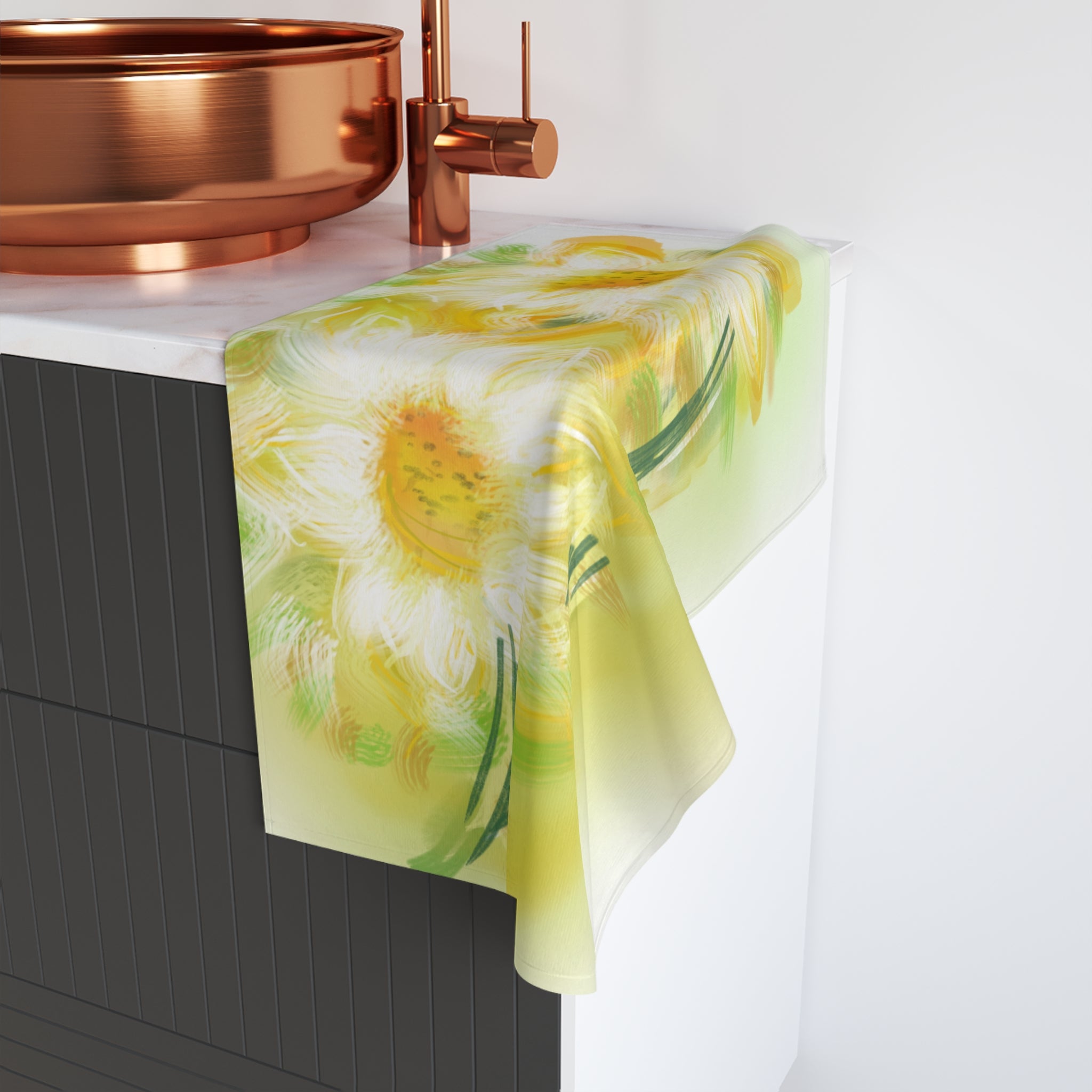 Sunny Daisy Hand Towel – Watercolor Floral Kitchen & Bath Towel