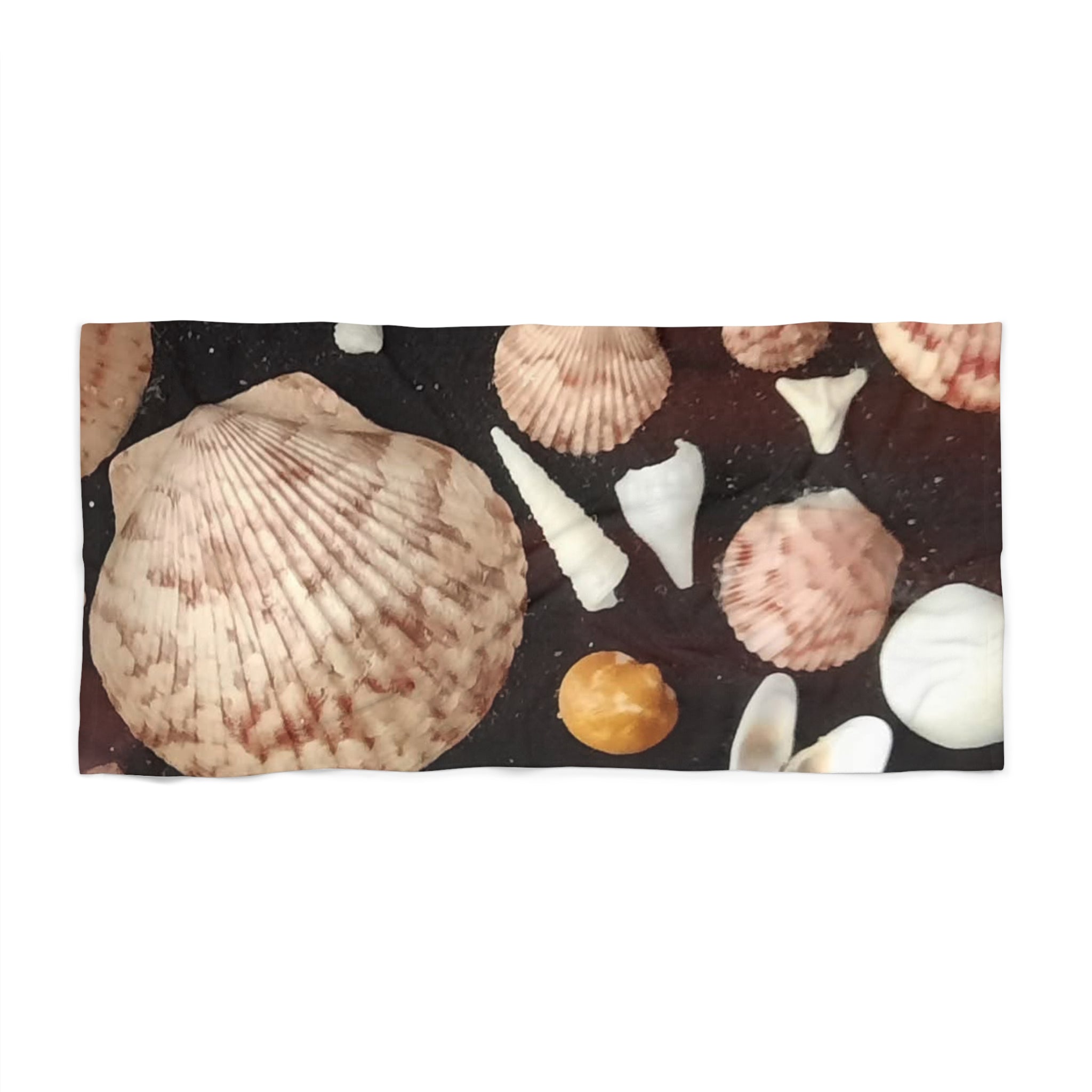 Seashell Beach Towel - Cozy Coastal Serenity for Summertime Fun